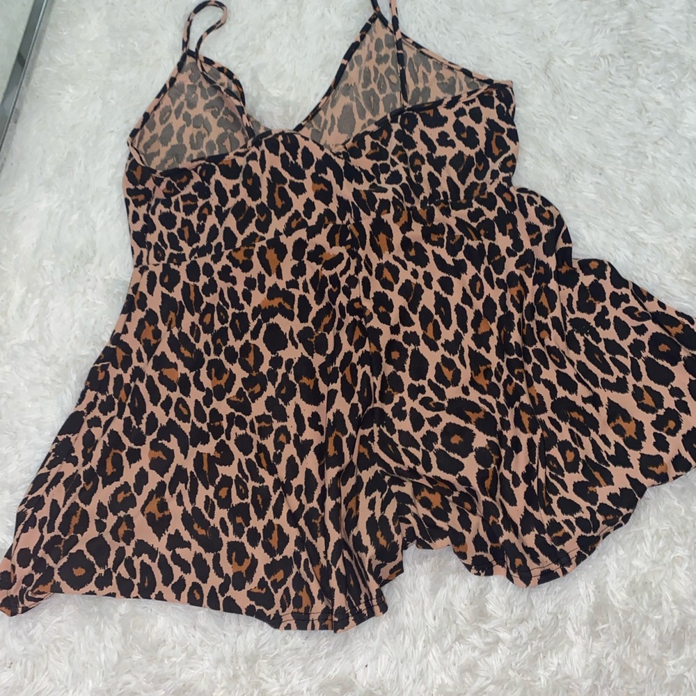 Leopard Romper - Picture 2 of 2